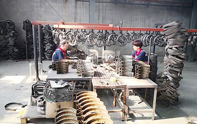 Bonding: In this process, the brake lines and the bare brake shoes are put together in normal temperature and also a few hours under high temperature to strengthen the performance.