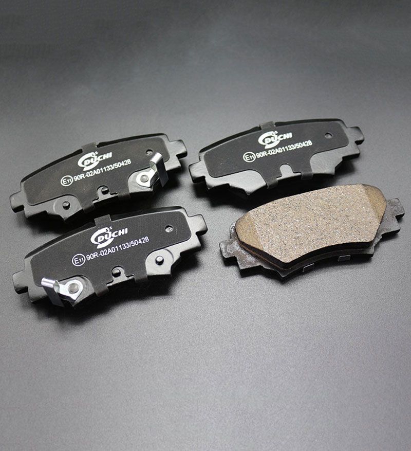 Yaolun Semi-metallic Ceramic Brake Pads Rear Disc Brakes D1722-8946 for Fiat LINEA / PANDA / Abarth