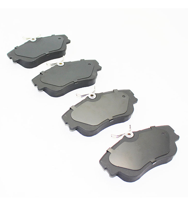 Front High Quality No Noise Brake Pad for VW D8224 701698151D D638 0480.00 GDB1092 21478