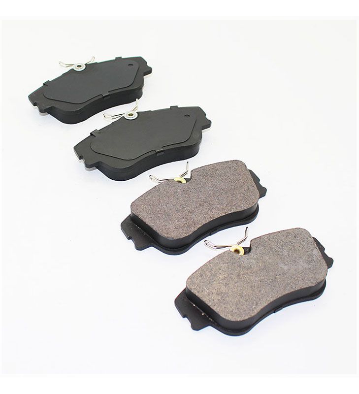 Front High Quality No Noise Brake Pad for VW D8224 701698151D D638 0480.00 GDB1092 21478