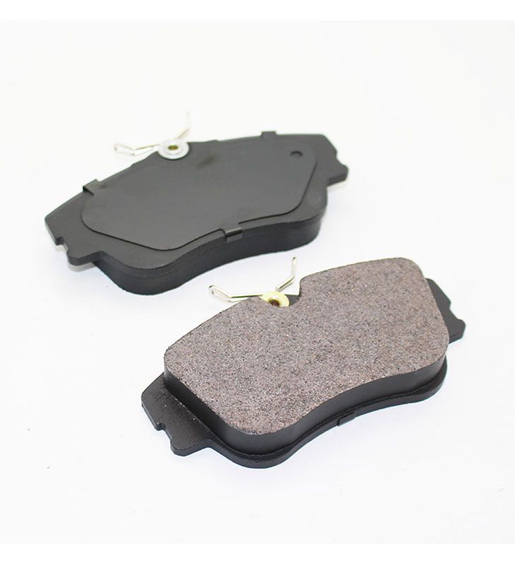 Front High Quality No Noise Brake Pad for VW D8224 701698151D D638 0480.00 GDB1092 21478