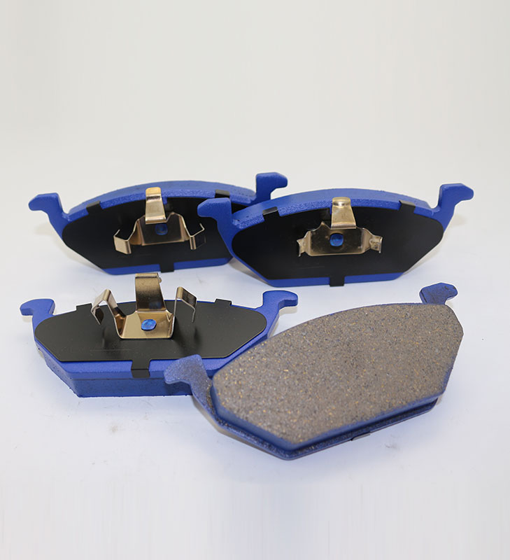 23130 Custom Wholesale China EMARK Disc Auto Original Ceramic Brake Pads 1J0 698 151 A D768-7860