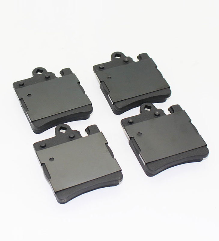 Brake Pad D876-7753 Rear Axle Brake for MERCEDES BENZ CLK Convertible A208 / W210 /E320 / E420 / E430