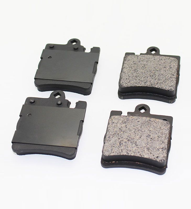 Brake Pad D876-7753 Rear Axle Brake for MERCEDES BENZ CLK Convertible A208 / W210 /E320 / E420 / E430