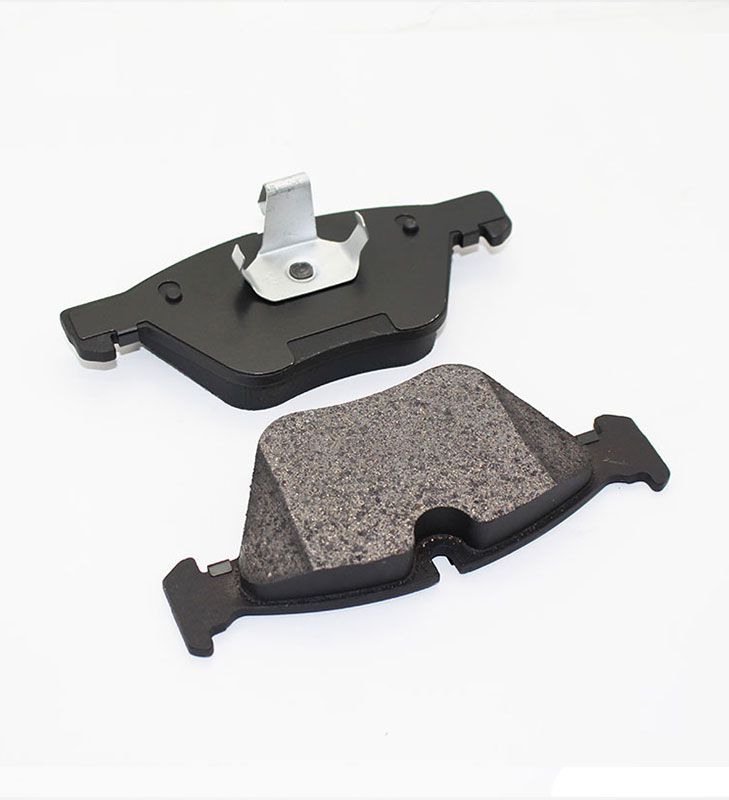 Make in China Brake Pads for BMW E60 520 523(BBA) E90 323 330 E87 130i E88 120i 34116763617 D1061-7967