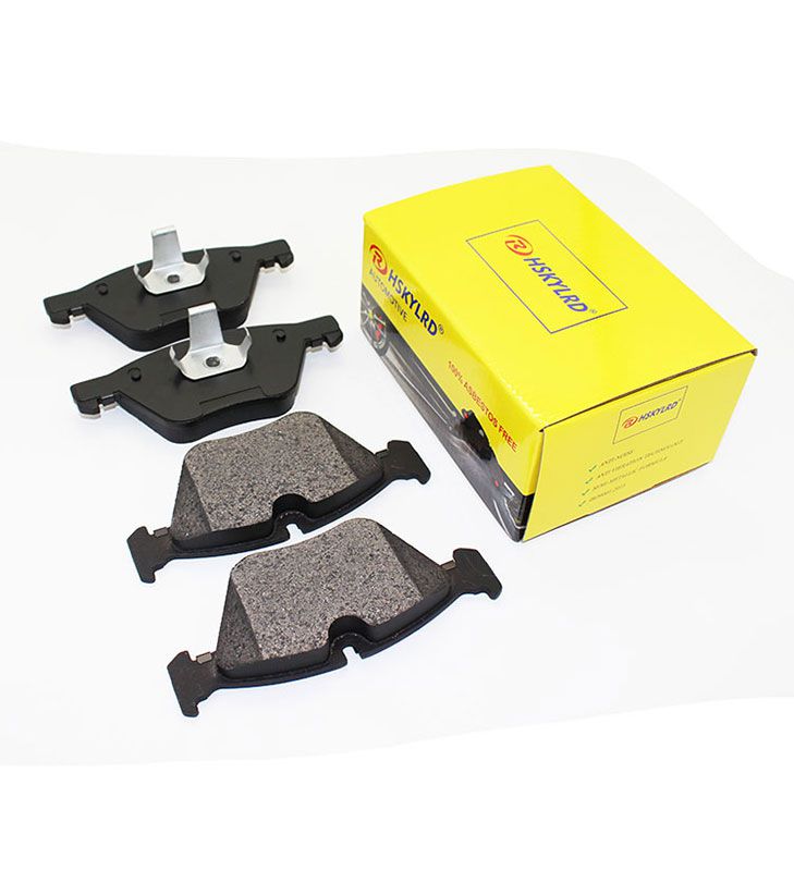 Make in China Brake Pads for BMW E60 520 523(BBA) E90 323 330 E87 130i E88 120i 34116763617 D1061-7967