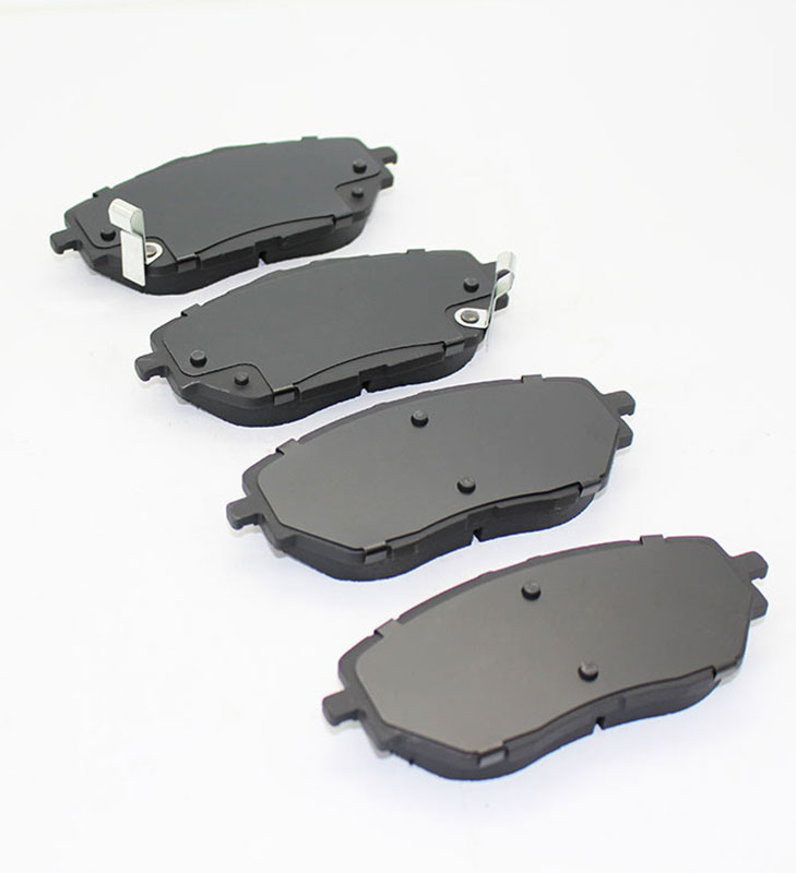 D2065-9297 / 04465-F4010 / 04465-F4020 4 Pieces One Set Brake Pad for Toyota C-HR 2018-2019